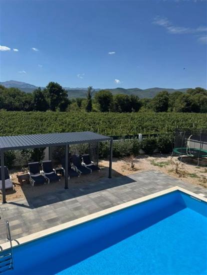 Villa Serenity with heated pool