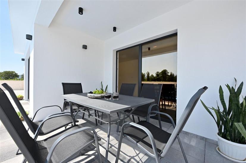 Vila Serenity with heated pool