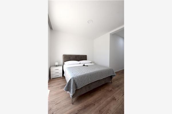 House K1, for 10 persons