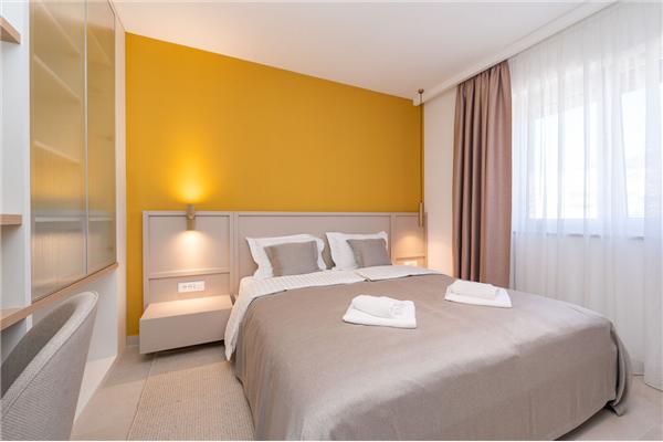 House K1, for 8 persons