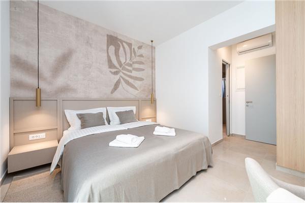 House K1, for 8 persons