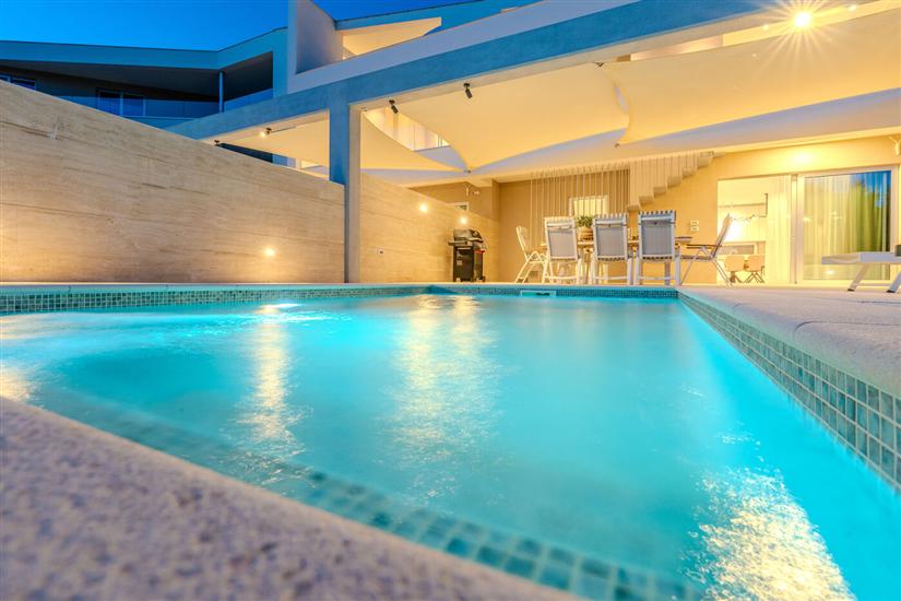 House K1, for 8 persons