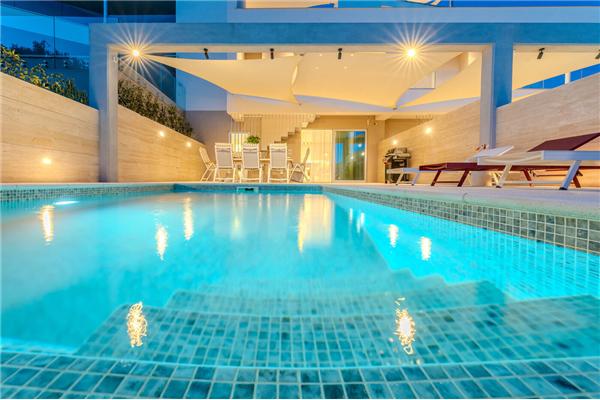 House K1, for 8 persons