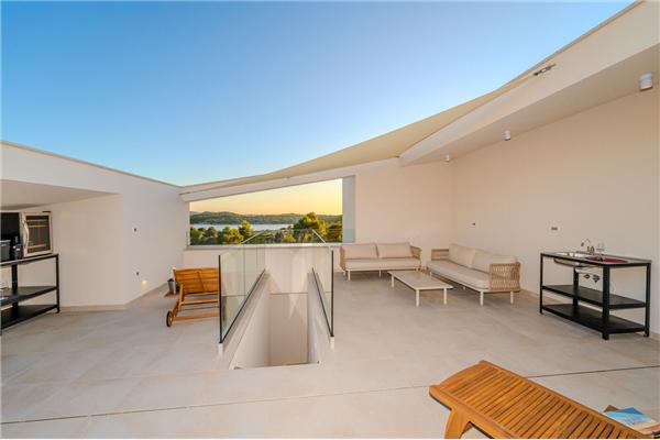 House K1, for 8 persons