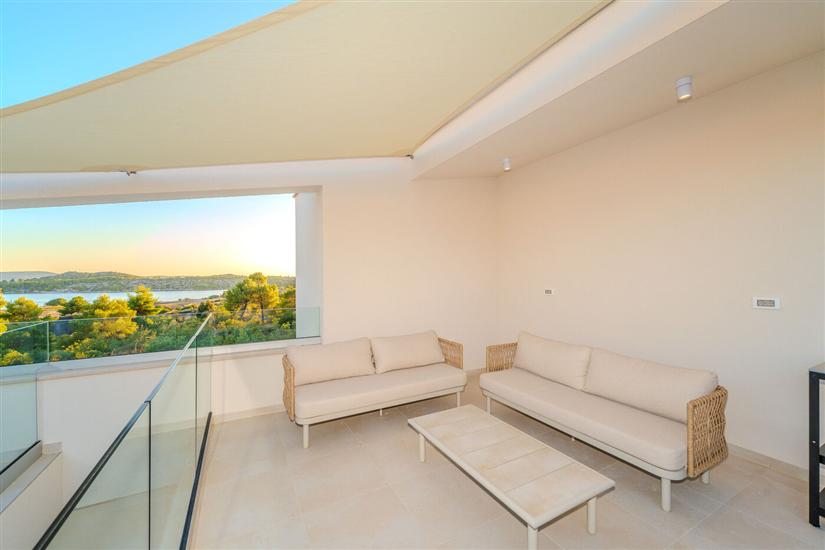 House K1, for 8 persons