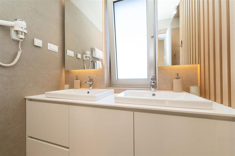 House K1, for 8 persons