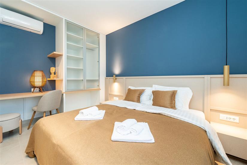 House K1, for 8 persons