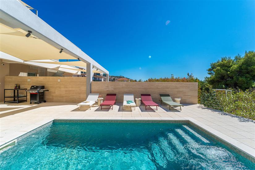 Villa Nexia by old Town