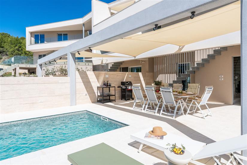 Villa Axia by Old town