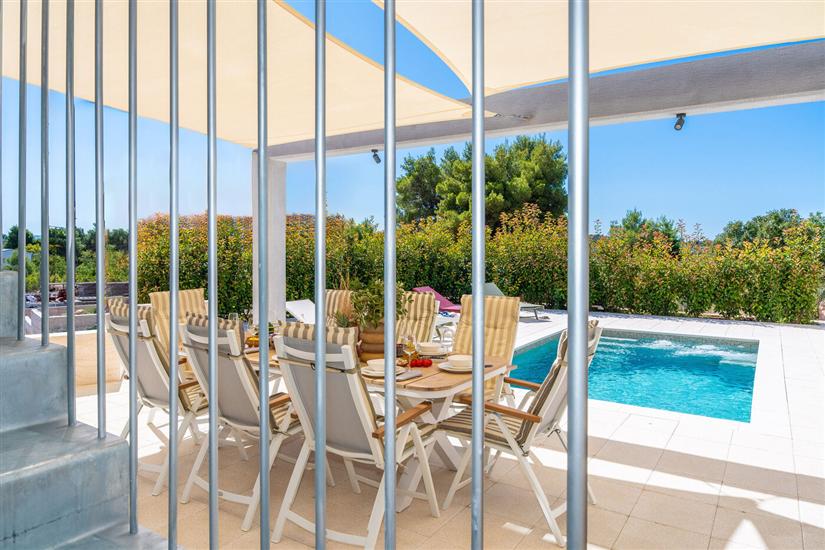 Villa Axia by Old town