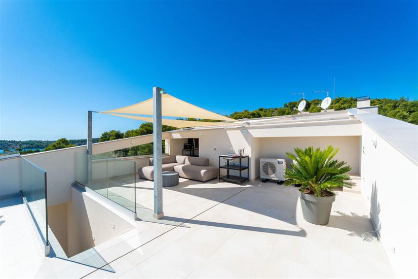 Villa Axi by old town