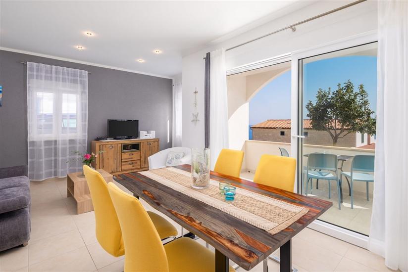 Apartment A4, for 4 persons