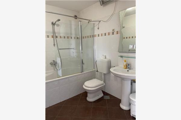 Apartment A5, for 4 persons