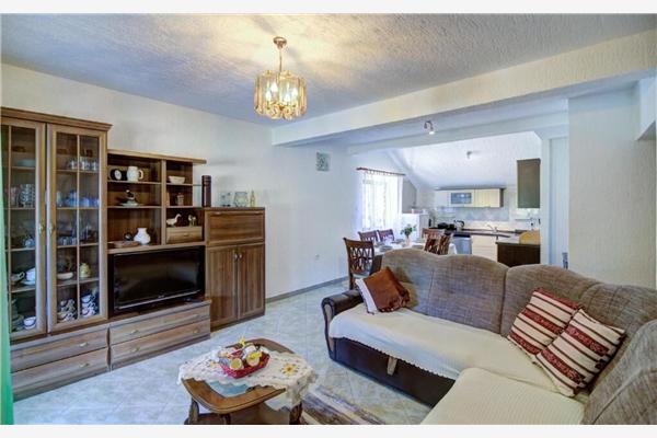 Apartment A1, for 8 persons