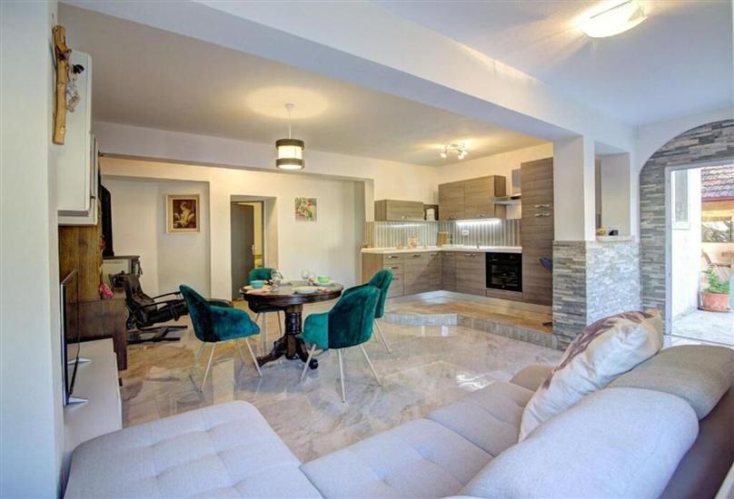 Apartment A2, for 4 persons