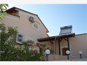 Appartementen Goga Mali Losinj - eiland Losinj, Kwadratuur 26,00 m2, Lucht afstand tot de zee 200 m, Lucht afstand naar het centrum 200 m