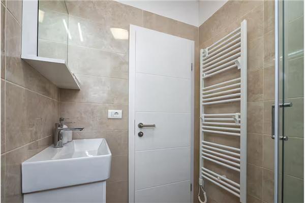 Apartment A1, for 5 persons