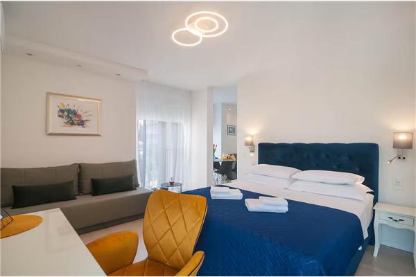 Apartment A1, for 5 persons