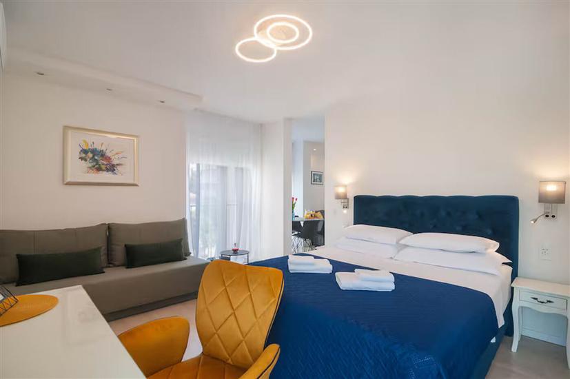 Apartment A1, for 5 persons