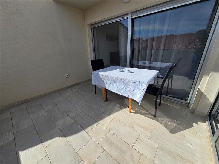 Apartment A1, for 6 persons