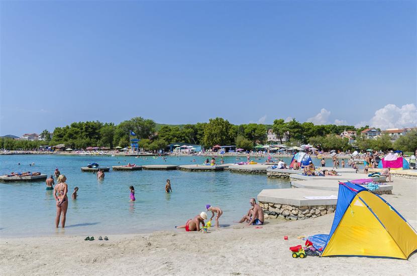 Apartments and Rooms guesthouse Lorenta