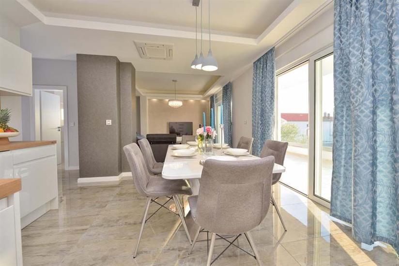 Apartman A4, za 5 osoba/e