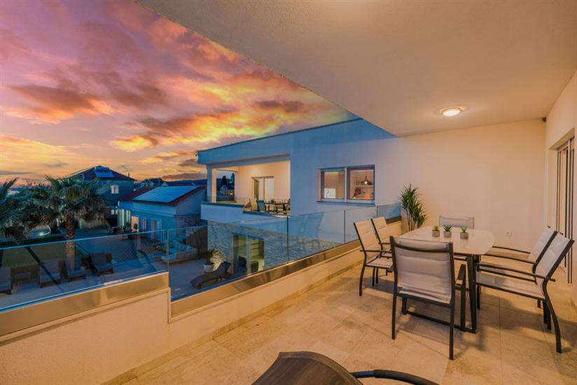 Apartman A4, za 5 osoba/e