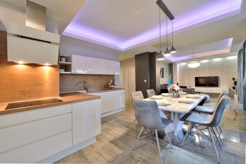 Apartman A4, za 5 osoba/e