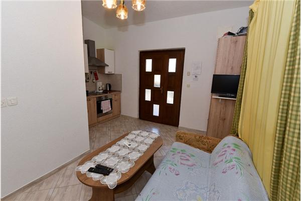 Apartment A1, for 5 persons