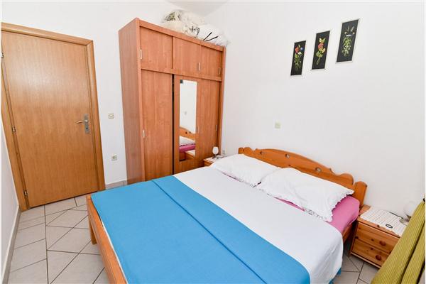 Apartment A2, for 5 persons