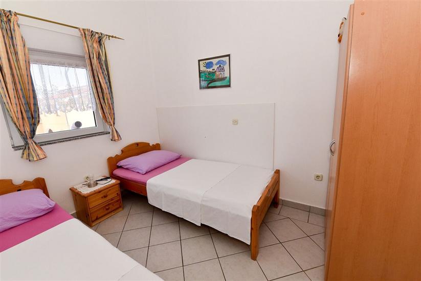 Apartment A2, for 5 persons