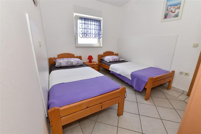 Apartment A3, for 5 persons