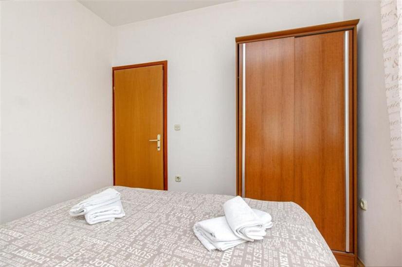 Apartment A2, for 5 persons