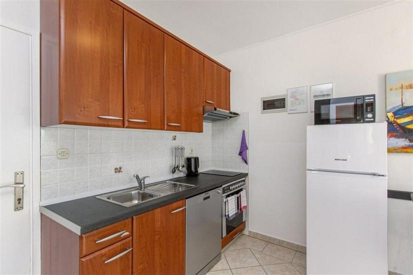 Apartment A2, for 5 persons