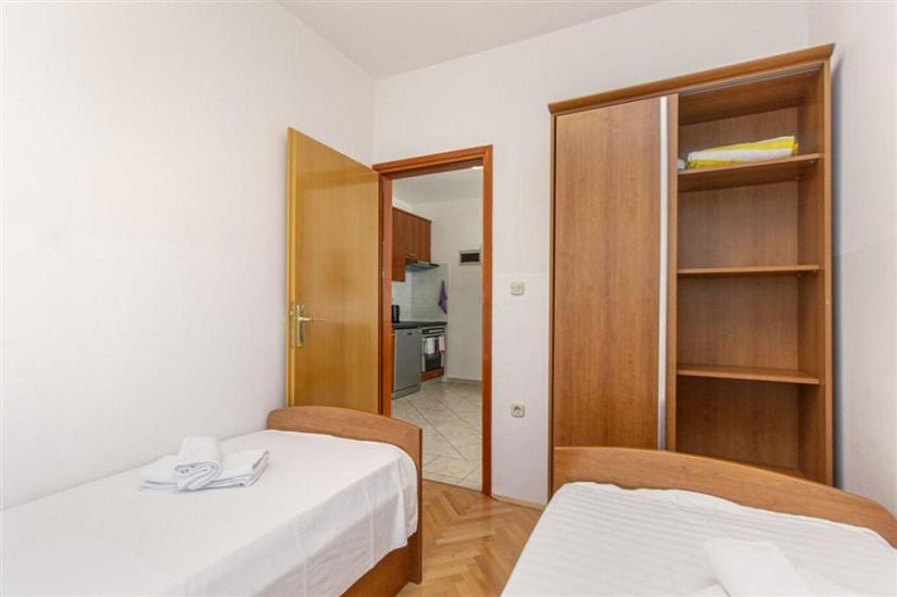 Apartment A2, for 5 persons