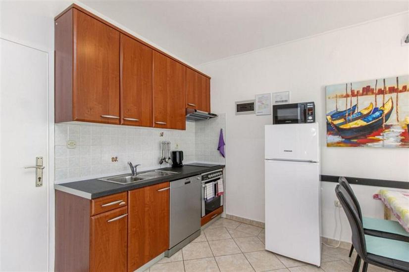 Apartment A2, for 5 persons