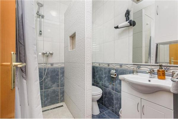 Apartment A2, for 5 persons