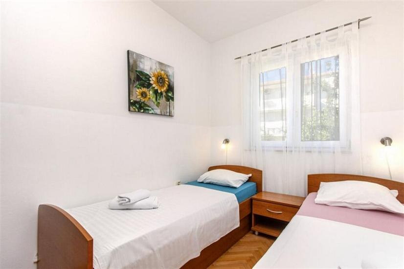Apartment A2, for 5 persons