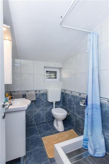 Apartment A3, for 5 persons