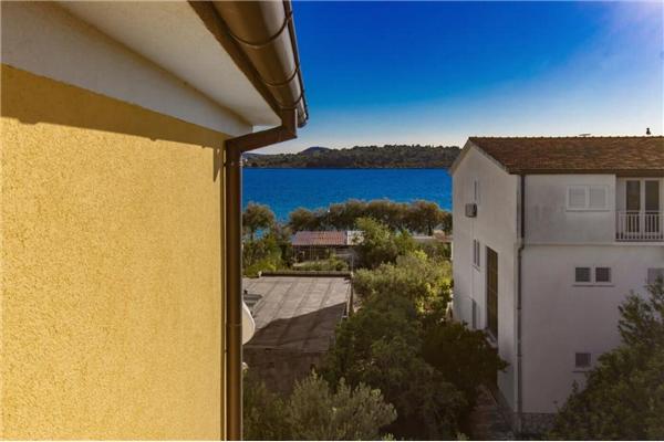 Apartment A3, for 5 persons