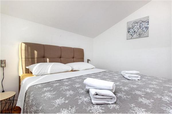 Apartment A3, for 5 persons