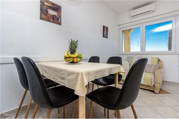 Apartment A3, for 5 persons