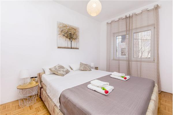 Apartment A1, for 6 persons