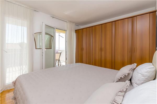 Apartment A1, for 6 persons