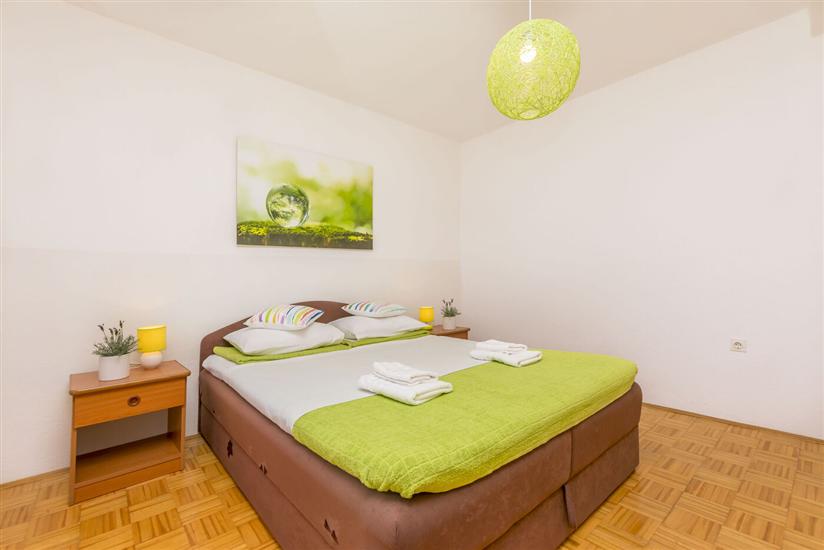 Apartment A1, for 6 persons