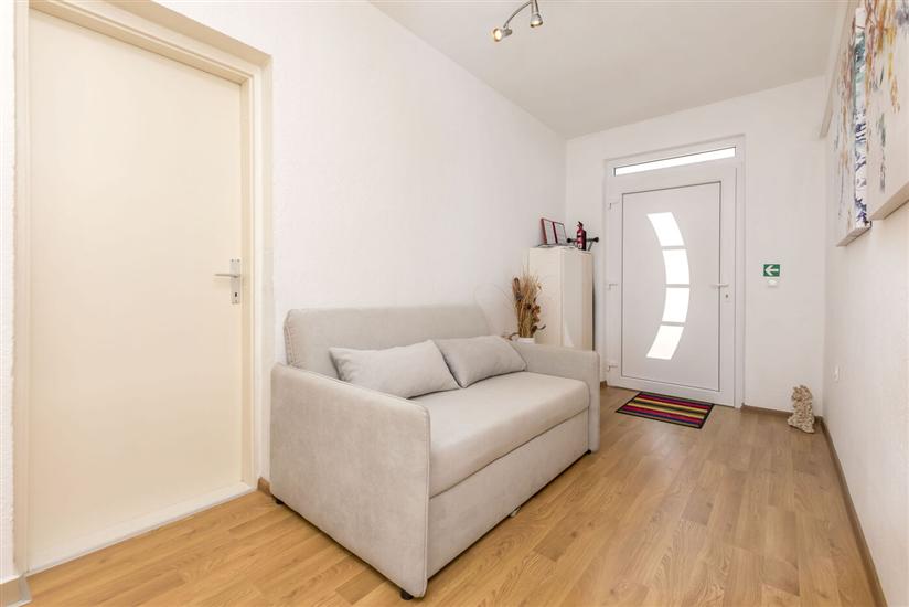 Apartment A1, for 6 persons