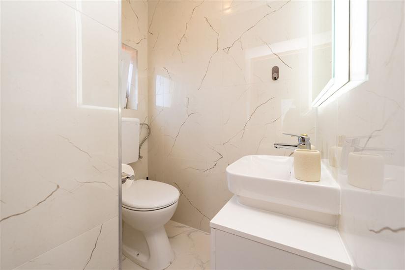 Apartment A2, for 4 persons