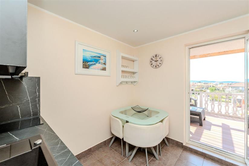 Apartment A2, for 4 persons