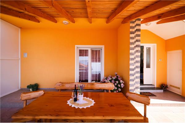 Apartman A2, za 4 osoba/e