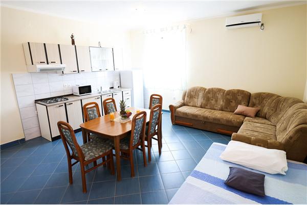 Apartman A2, za 4 osoba/e